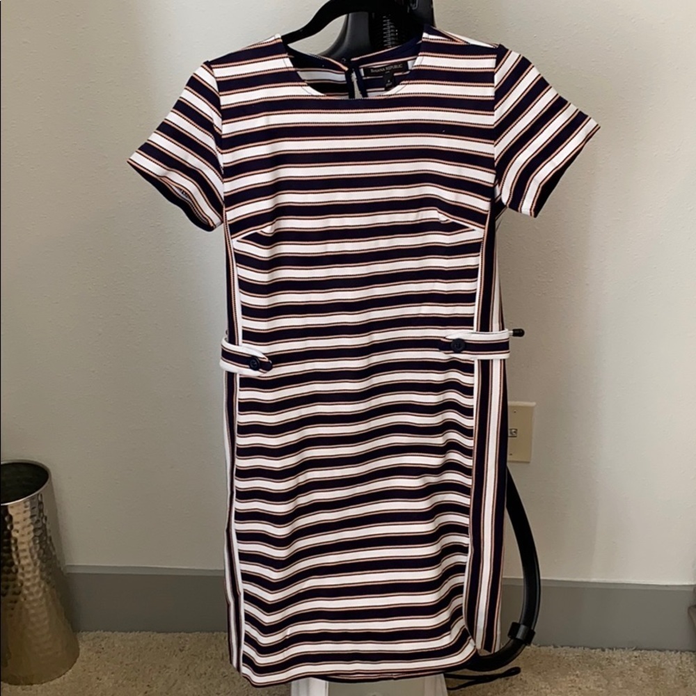 Banana republic short sleeved midi dress size 6